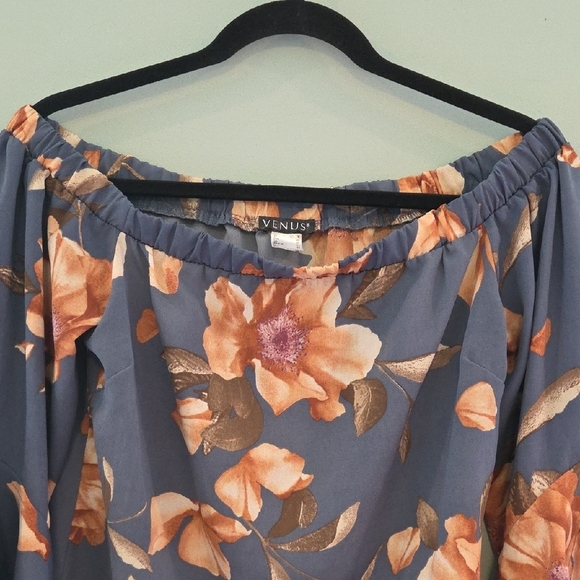 VENUS Blue With Floral Design Flutter Sleeve Off-The-Shoulder Blouse Size 8 - Picture 5 of 10